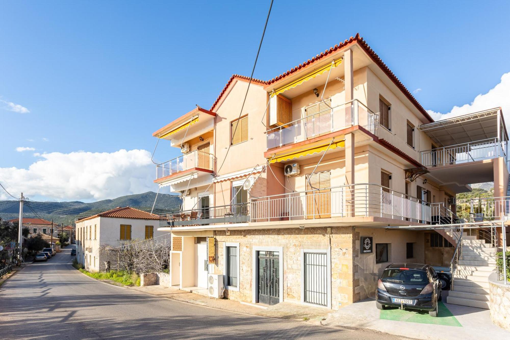 Sunset Serenity - Kardamili Seaside Getaway Екстериор снимка